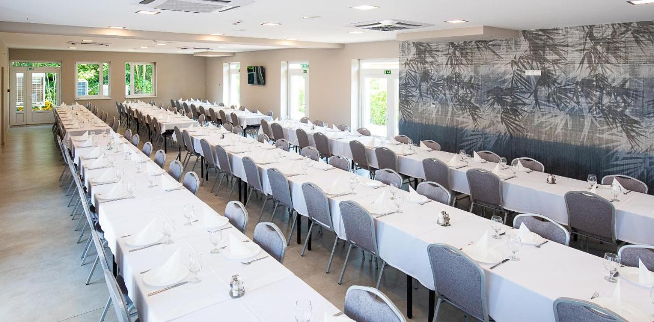 Appartamento Aranyszarvas Panzio, Etterem Es Grillterasz Esterno foto